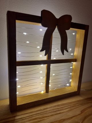 Dekorační Vánoční dáreček 🎁🎄 Představujeme❤️ Nově na našem e-shopu najdete Vánoční dekoraci s motivem dárku. 🎁 I tato...